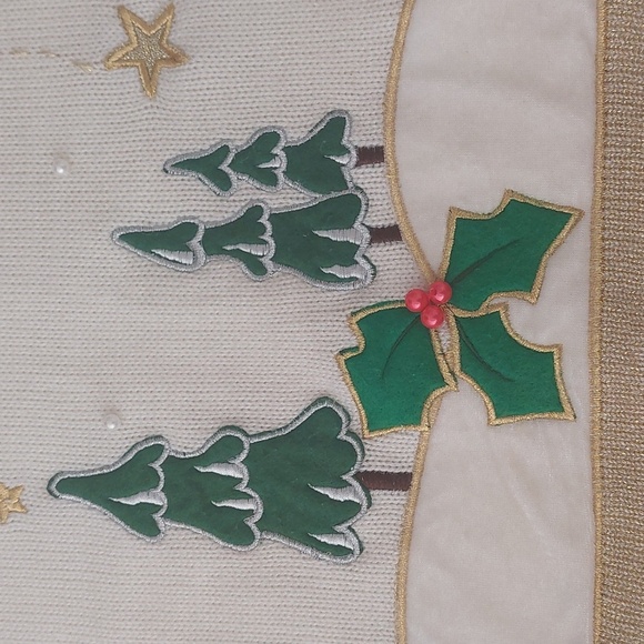 Holiday Time Pullover NWOT - Picture 3 of 9